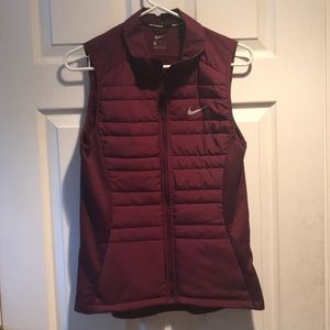 Nike vest